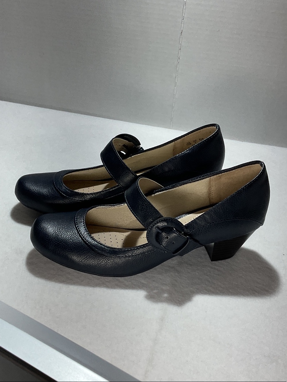 Life Stride Rozz Navy Mary Jane Block Heel Pumps with Buckle